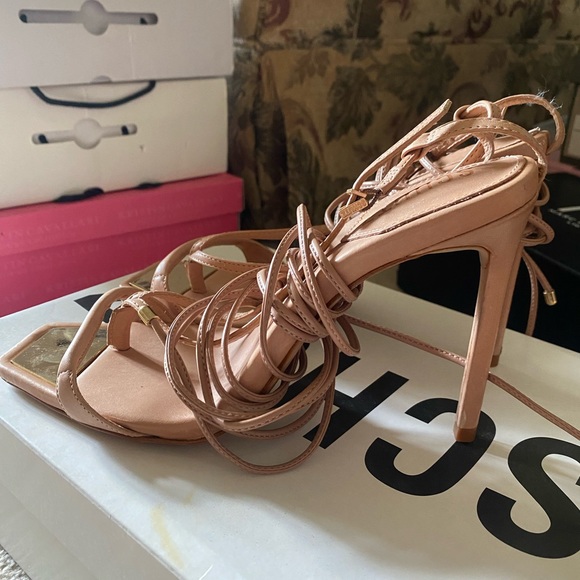 Nude leather lace up heels - Picture 4 of 7